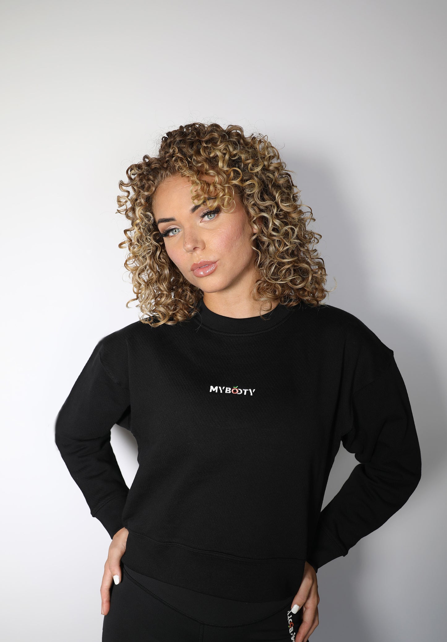 Dynamic Cropped Hoodie